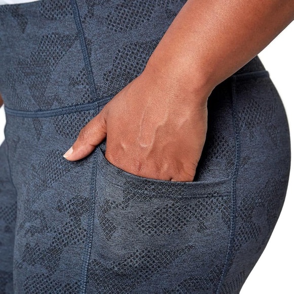 Mondetta Gray High-Rise Leggings with Camo Print - Picture 3 of 9